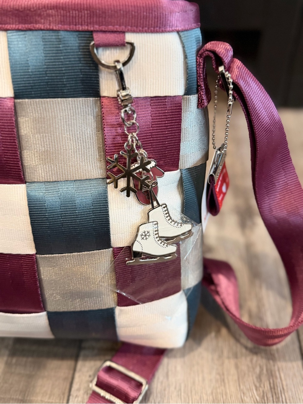 🌶️ NWT Harveys Loop Collection - Picture 3 of 4